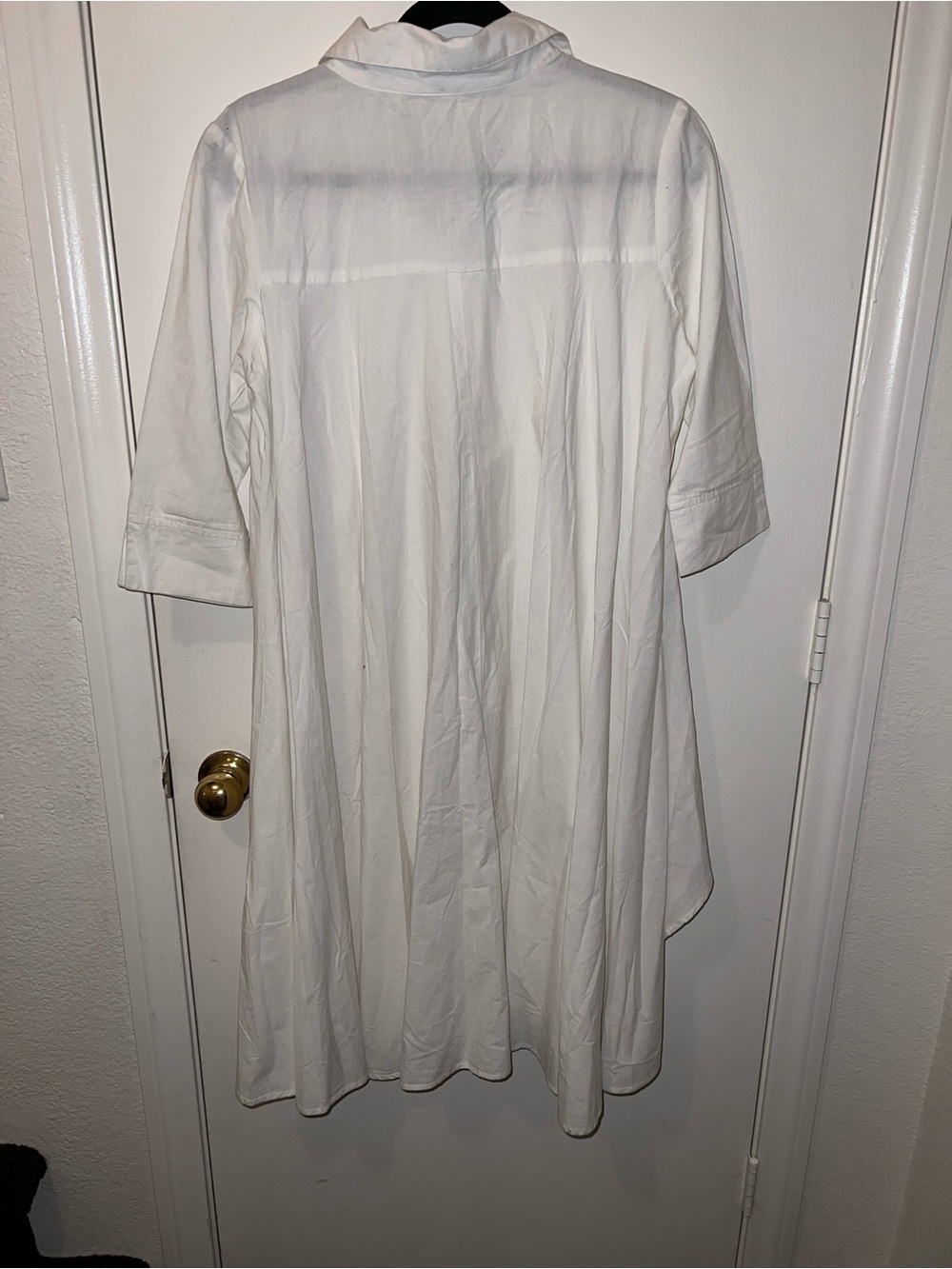 White High-Low Button Front Tunic - Picture 3 of 3
